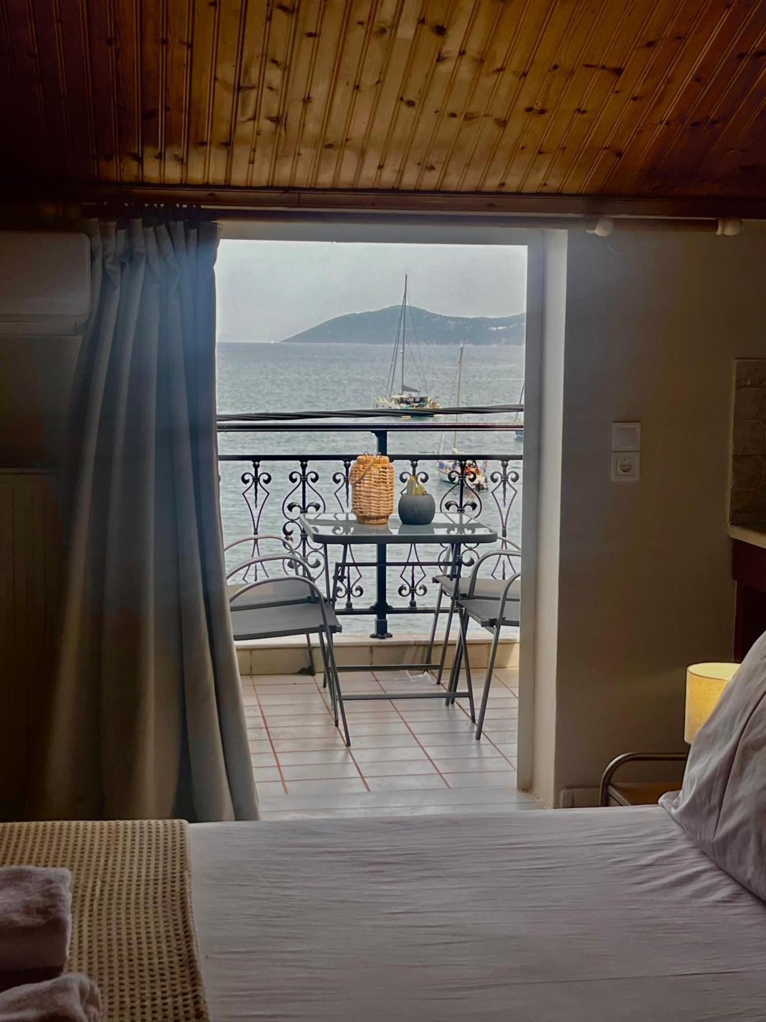 Sea Side Studios Agia Efimia ภายนอก รูปภาพ